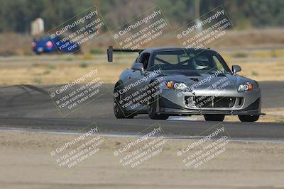 media/Sep-20-2025-Extreme Speed (Sat) [[1fcc23683c]]/Red (Advanced)/Session 1 (Sunset)/